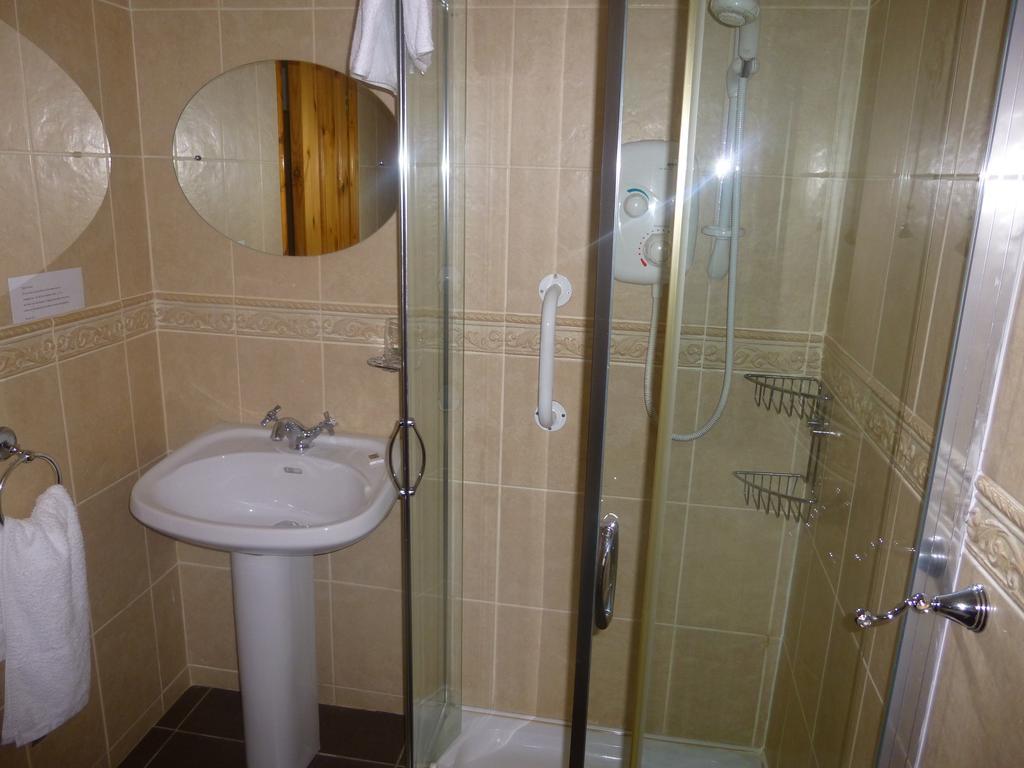 Clifford'S Ocean View B&B Waterville Bilik gambar
